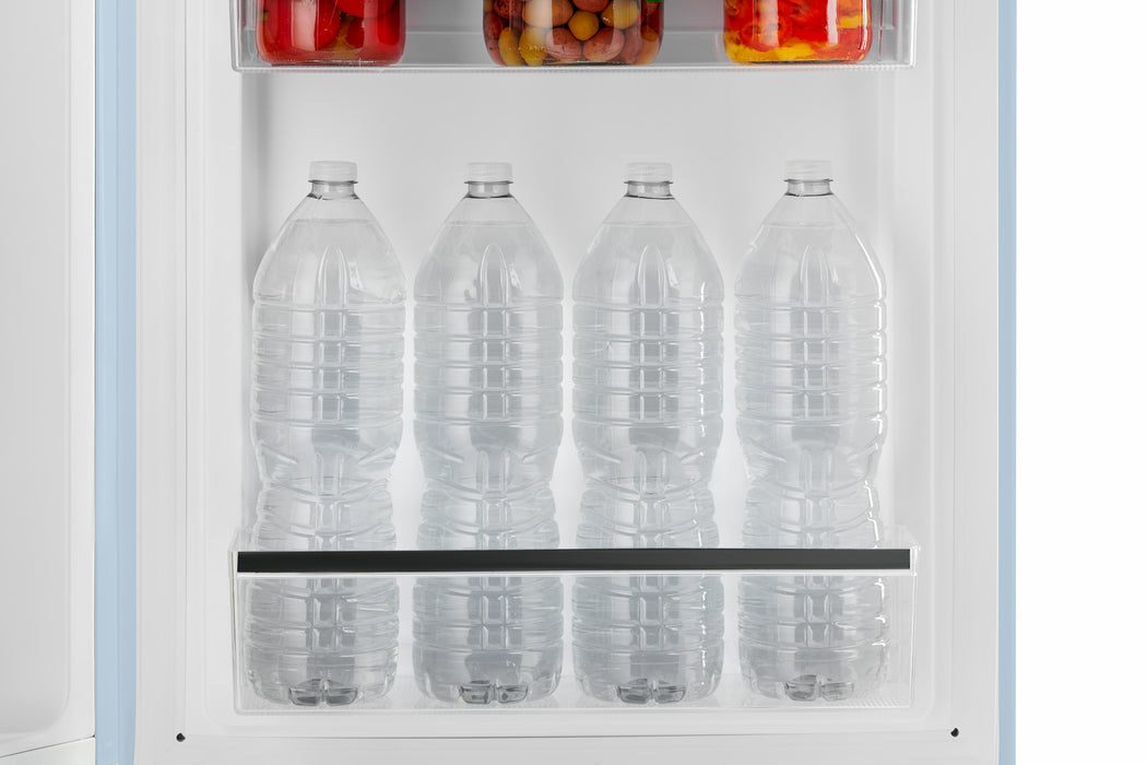 iio 7 Cu. Ft. Retro Refrigerator with Bottom Freezer